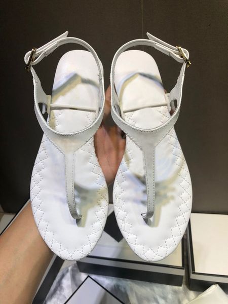 2023 stylish women sandals slippers lambskin classic causal thong flat flip flops summer designer luxury fashion pool beach outdoors slipper, Black
2023 stylish women sandals slippers lambskin classic causal thong flat flip flops summer designer luxury fashion pool beach outdoors slipper, Black