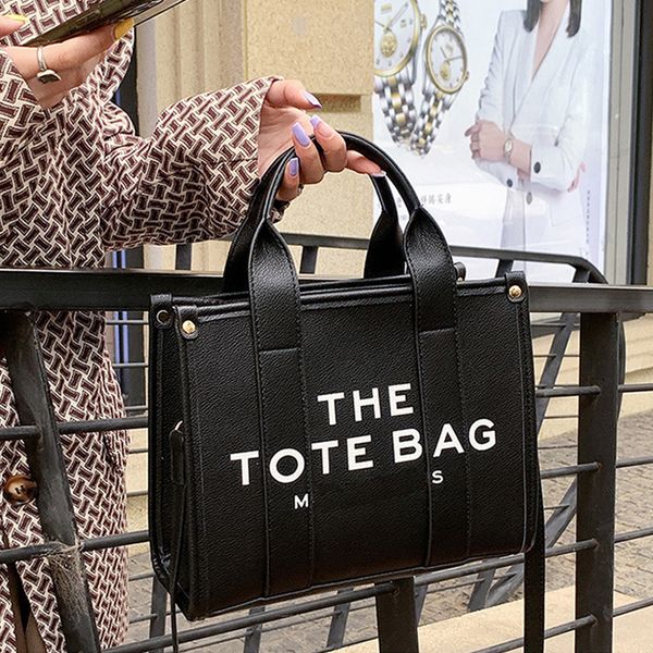 the tote bag women deisgner bag marc totes bags ladies luxury handbags crossbody shoulder bags marcjocobs multifunctional shopping bags
the tote bag women deisgner bag marc totes bags ladies luxury handbags crossbody shoulder bags marcjocobs multifunctional shopping bags