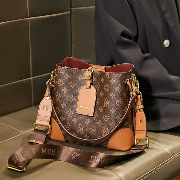 designer tote brand luxury design vintage bucket shoulder bag 2023 purses womensf ashionr etros tyleo nes houlderc rossbodyb agsp rintedh an
designer tote brand luxury design vintage bucket shoulder bag 2023 purses womensf ashionr etros tyleo nes houlderc rossbodyb agsp rintedh an