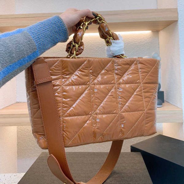 tote bag women purse handbag shopping luxurys handbag winter cotton-padded jacket bags ladies handbags wallets wide strap large capacity mum
tote bag women purse handbag shopping luxurys handbag winter cotton-padded jacket bags ladies handbags wallets wide strap large capacity mum