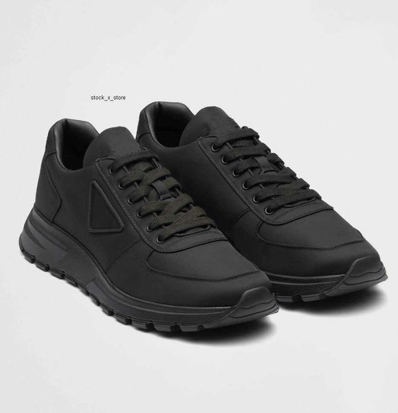 elegant men sneakers shoes re-nylon chunky rubber lug sole brushed leather sports white black breath technical casual walking eu38-46
elegant men sneakers shoes re-nylon chunky rubber lug sole brushed leather sports white black breath technical casual walking eu38-46