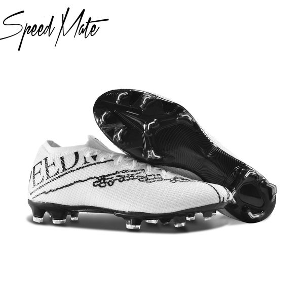 dress shoes drop men football boots high ankle waterproof soccer outdoor sport flywire training cleats 230406, Black
dress shoes drop men football boots high ankle waterproof soccer outdoor sport flywire training cleats 230406, Black