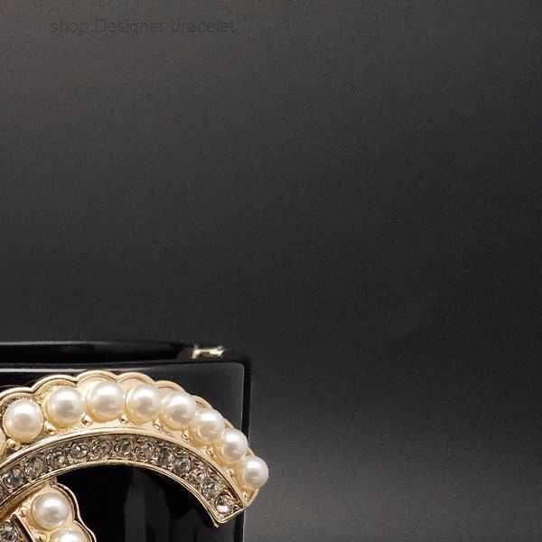 bangle designer bangle ch for woman womens wrist suitable 16 17 18 cm bangles bracelet luxury brand official replica premium gif9968364 2 yp, Black
bangle designer bangle ch for woman womens wrist suitable 16 17 18 cm bangles bracelet luxury brand official replica premium gif9968364 2 yp, Black