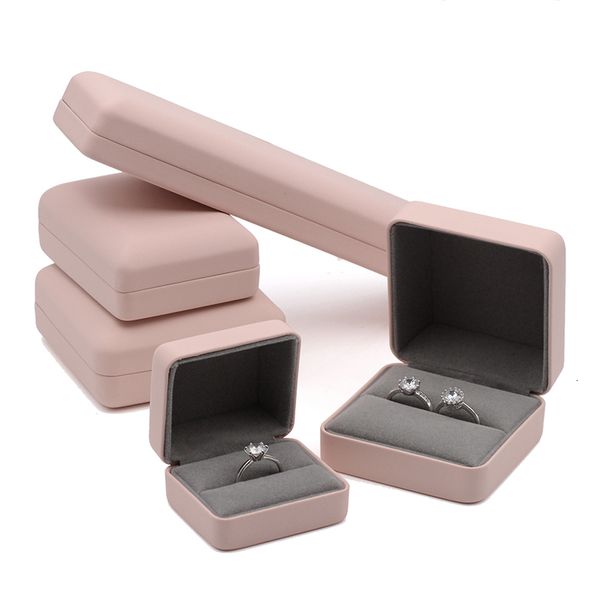 jewelry settings engagement ring box earrings for women pendant with led bracelet jewellery case wedding gift necklace display 230407, Slivery;crystal
jewelry settings engagement ring box earrings for women pendant with led bracelet jewellery case wedding gift necklace display 230407, Slivery;crystal