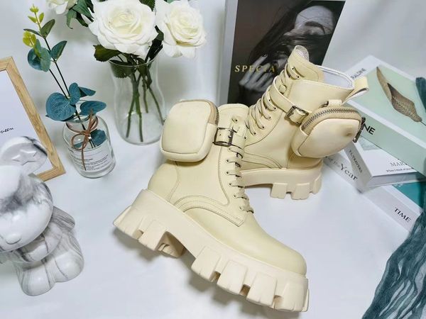 2023 ankle combat boots platform wedges flat booties chunky white leather nylon pouch round toe block heels luxury designer for women factor, Black
2023 ankle combat boots platform wedges flat booties chunky white leather nylon pouch round toe block heels luxury designer for women factor, Black