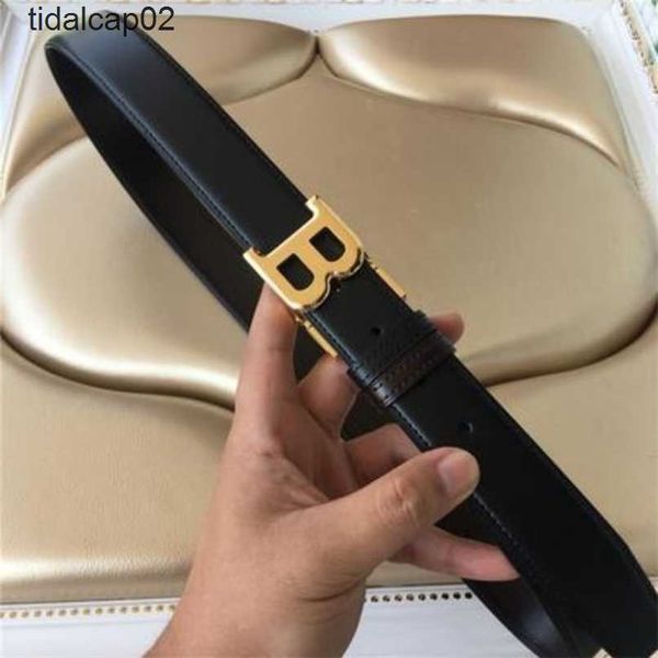 belts burbrerys belt letter buckle layer cowhide smooth belt men's youth leisure versatile young people's fashion business sxqu, Black;brown
belts burbrerys belt letter buckle layer cowhide smooth belt men's youth leisure versatile young people's fashion business sxqu, Black;brown