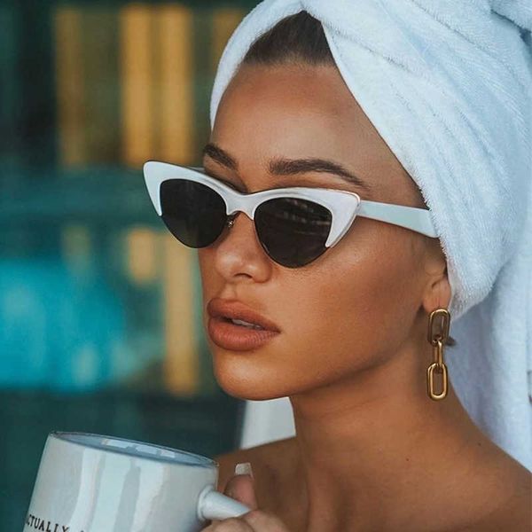 sunglasses classic vat eye vintage style half frame women's sunglasses trendy black cateye retro female sunglasses small glasses brand, White;black
sunglasses classic vat eye vintage style half frame women's sunglasses trendy black cateye retro female sunglasses small glasses brand, White;black