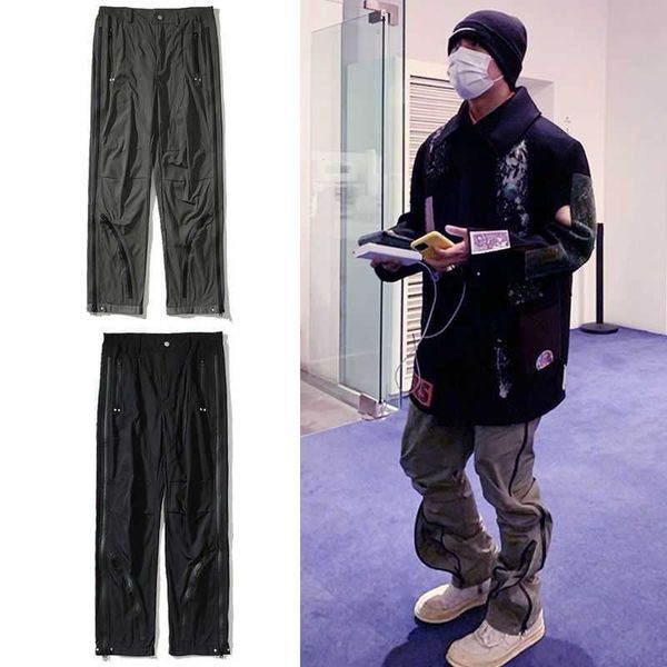 far.archive 21ss side zip panel high street three-dimensional performance pants wook, White;black
far.archive 21ss side zip panel high street three-dimensional performance pants wook, White;black