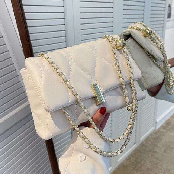 bag women's new fashion versatile cross-body bag high-end texture one-shoulder small square bag trend
bag women's new fashion versatile cross-body bag high-end texture one-shoulder small square bag trend