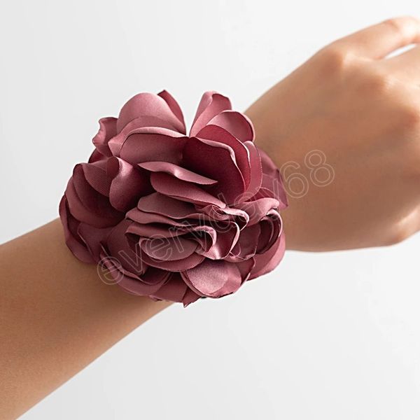 korean fashion big rose flower chain bracelets for women wed bridal boho elegant charm bangles couple hand jewelry, Golden;silver
korean fashion big rose flower chain bracelets for women wed bridal boho elegant charm bangles couple hand jewelry, Golden;silver
