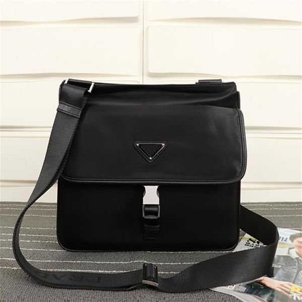p 0269nylon material feels good in the hand postman bags clutch shoulder bag fashion women or men224j
p 0269nylon material feels good in the hand postman bags clutch shoulder bag fashion women or men224j