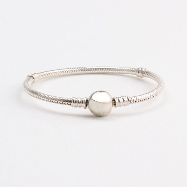 high-quality designer bangles white copper silver plated classic buttonhead snake bone sell round buttonhead fashion women's bracelet, Black
high-quality designer bangles white copper silver plated classic buttonhead snake bone sell round buttonhead fashion women's bracelet, Black
