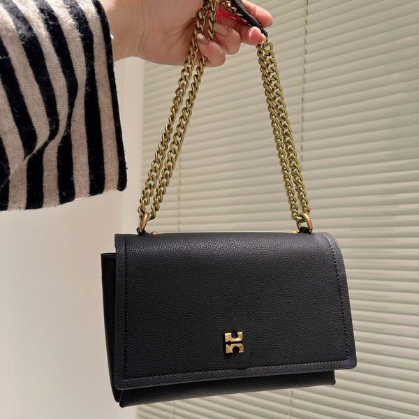 2023 designer women new style bag lady luxury flap chain bags plain black fashion crossbody shoulder envelope tote
2023 designer women new style bag lady luxury flap chain bags plain black fashion crossbody shoulder envelope tote