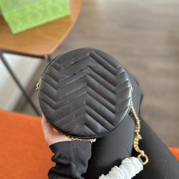 women's chain cross-body bag, handbag, marmont round bag, love round cake bag, lambskin embroidered wavy pattern, luxury brand, shoulde
women's chain cross-body bag, handbag, marmont round bag, love round cake bag, lambskin embroidered wavy pattern, luxury brand, shoulde