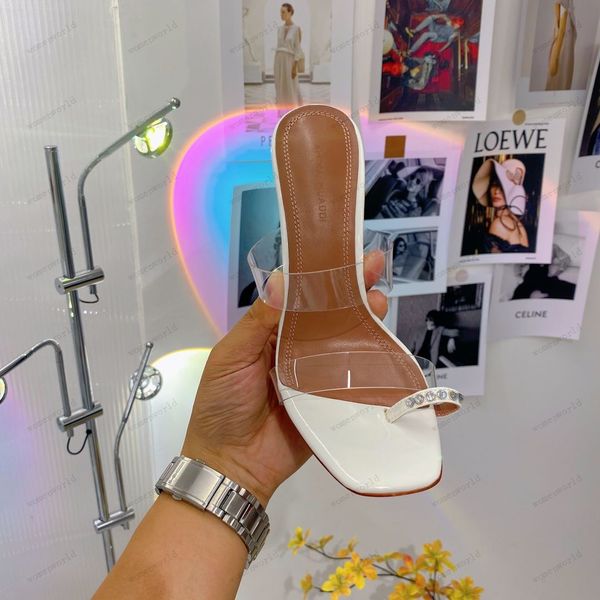 amina muaddi luxury designer sandals new clear begum glass pvc crystal transparent slingback sandal heel pumps 100mm crystal-embellished sli, Black
amina muaddi luxury designer sandals new clear begum glass pvc crystal transparent slingback sandal heel pumps 100mm crystal-embellished sli, Black