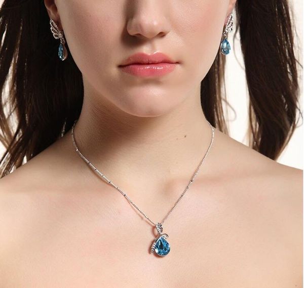 12 sets/lot angel tears drop pendant necklace earrings bracelet 3pcs sets inlaid rhinestone crystal twinkle valentine's day gift orname, Black
12 sets/lot angel tears drop pendant necklace earrings bracelet 3pcs sets inlaid rhinestone crystal twinkle valentine's day gift orname, Black