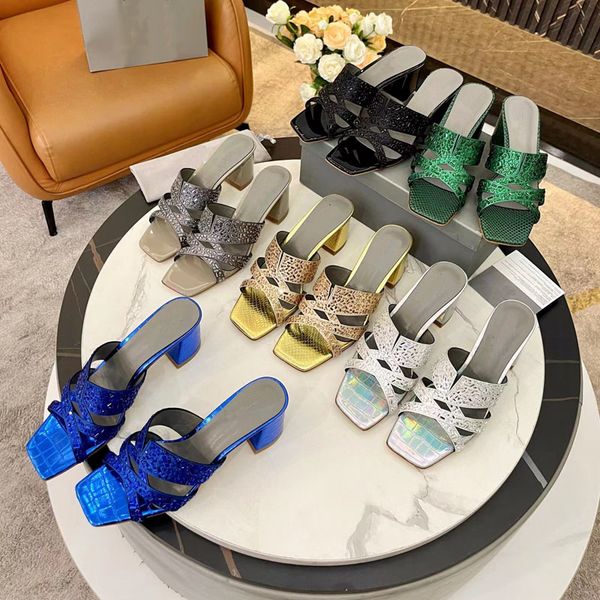 2023 designer luxury rhinestone high heels slippers classic women 100% leather pure handmade outdoor rhinestones strip sandals lady hollowed, Black
2023 designer luxury rhinestone high heels slippers classic women 100% leather pure handmade outdoor rhinestones strip sandals lady hollowed, Black