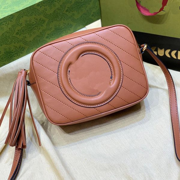 blondie shoulder bag camera bags with tassel round interlocking letter crossbody bags genuine leather handbag purse zipper closure adjustabl
blondie shoulder bag camera bags with tassel round interlocking letter crossbody bags genuine leather handbag purse zipper closure adjustabl