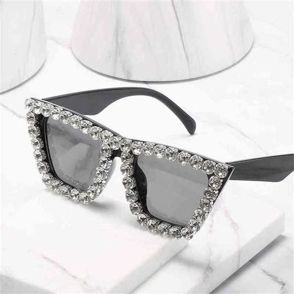 2023 designer glasses model iced out fashion men vintage shades for women rhinestones street eyewear decoration gafas sol mujer sunglasses, White;black
2023 designer glasses model iced out fashion men vintage shades for women rhinestones street eyewear decoration gafas sol mujer sunglasses, White;black