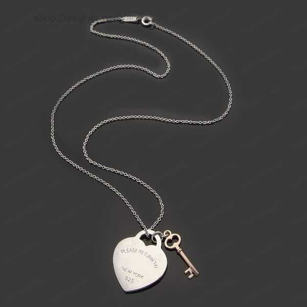 pendant necklaces designer womens love heart men's 925 silver necklace luxury jewelry the neck gift for girlfriend accessories wholesal
pendant necklaces designer womens love heart men's 925 silver necklace luxury jewelry the neck gift for girlfriend accessories wholesal
