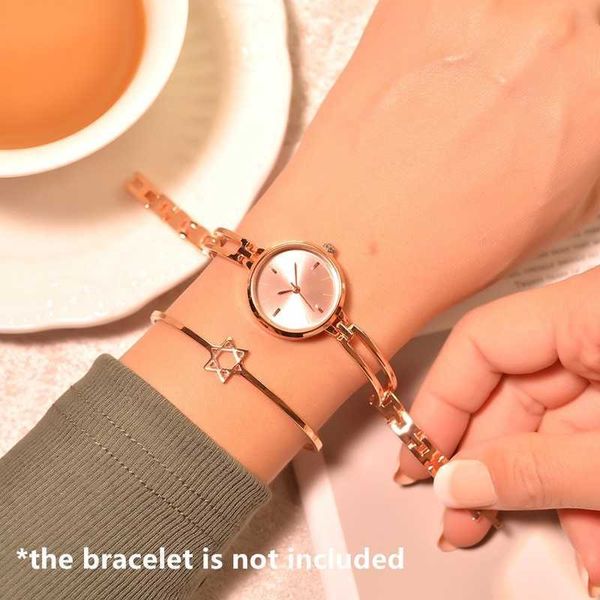 wristwatches 1pcs women bracelet watches luxury fashion stainless steel small quartz watch simple ladies female chain clock wristwatches w04, Slivery;brown
wristwatches 1pcs women bracelet watches luxury fashion stainless steel small quartz watch simple ladies female chain clock wristwatches w04, Slivery;brown