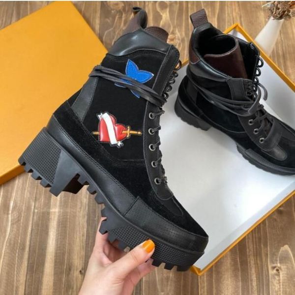 2023 women 's boots martin boots high heels luxury laureate winter desert chunky heel booties, Black
2023 women 's boots martin boots high heels luxury laureate winter desert chunky heel booties, Black