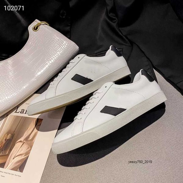 new mens veja v-10 leather extra sneakers women esplar calfskin trainers fashion white low-chaussures breathable running shoes us4-11 adasda
new mens veja v-10 leather extra sneakers women esplar calfskin trainers fashion white low-chaussures breathable running shoes us4-11 adasda