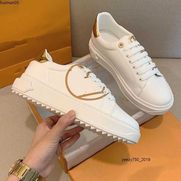 time out sneakers women shoes genuine leather woman casual shoe size 35-41 model hm051366
time out sneakers women shoes genuine leather woman casual shoe size 35-41 model hm051366