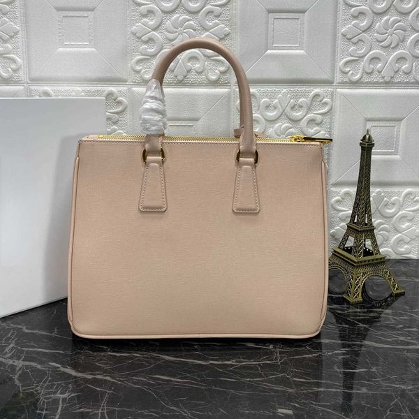 killer bag fashion women handbag classic saffiano leather detachable adjustable one shoulder bag luxury designer triangle diagonal span bag
killer bag fashion women handbag classic saffiano leather detachable adjustable one shoulder bag luxury designer triangle diagonal span bag