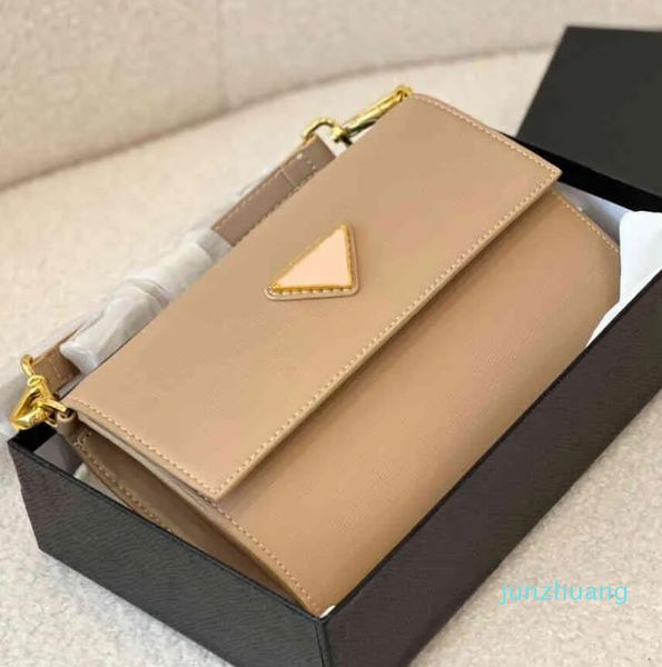 pra da bag shoulder bags triangle designer bags women square solid color leather handbag 34 bags female purses 220510
pra da bag shoulder bags triangle designer bags women square solid color leather handbag 34 bags female purses 220510