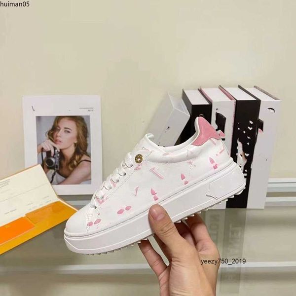 time out sneakers women shoes genuine leather woman casual shoe size 35-41 model hm051644
time out sneakers women shoes genuine leather woman casual shoe size 35-41 model hm051644