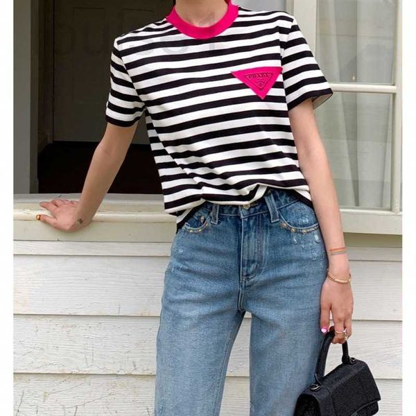 women's t-shirt designer 23ss new stripe contrast triangle letter decoration round neck short sleeve t-shirt pink 4baj, White
women's t-shirt designer 23ss new stripe contrast triangle letter decoration round neck short sleeve t-shirt pink 4baj, White