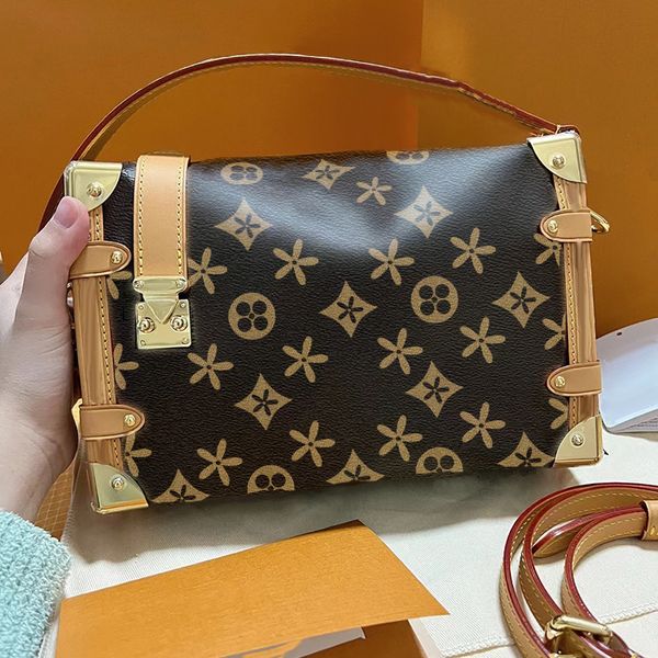 m21741 m46358 trunk box nano clutch bag strap luxury womens wallet designer tote handbag pochette shoulder bag mens genuine leather fashion
m21741 m46358 trunk box nano clutch bag strap luxury womens wallet designer tote handbag pochette shoulder bag mens genuine leather fashion