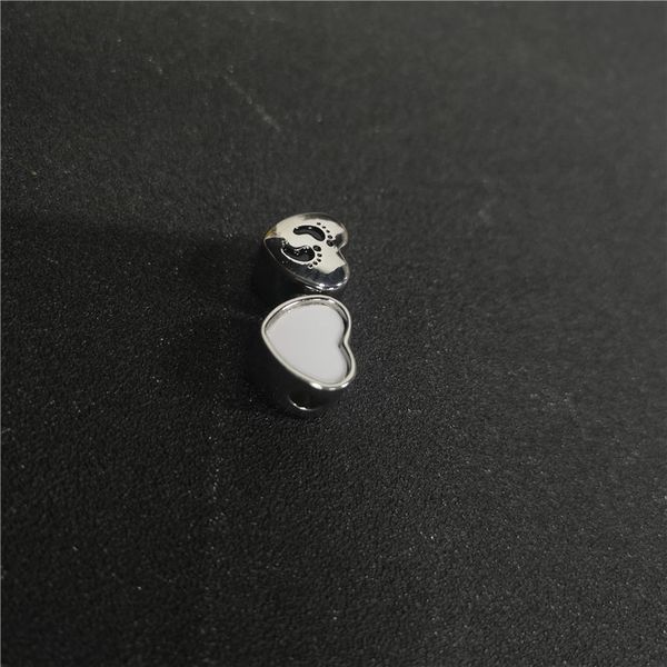 sublimation blank footprint charms heart p bead metal transfer printing material valentine's day gifts, Bronze;silver
sublimation blank footprint charms heart p bead metal transfer printing material valentine's day gifts, Bronze;silver