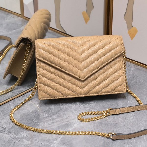 flap messenger bag women shoulder crossbody bags chain handbag purse fashion hardware letter caviar cowhide genuine leather pouch internal c
flap messenger bag women shoulder crossbody bags chain handbag purse fashion hardware letter caviar cowhide genuine leather pouch internal c