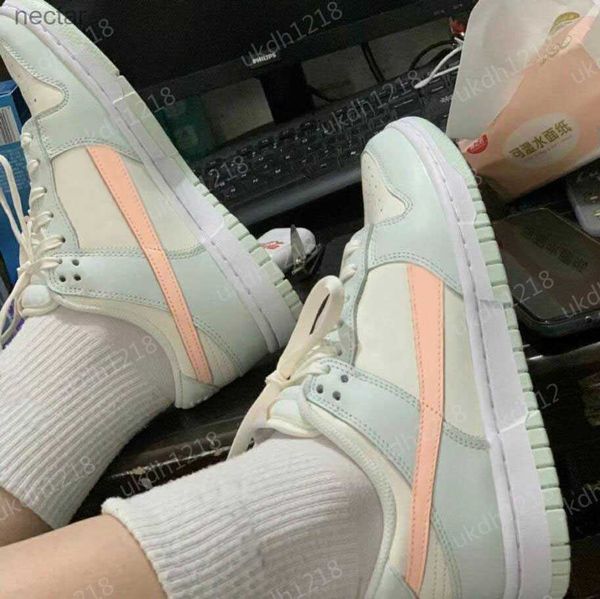 shoes retro low sb barely green men running 1s dunks sail crimson tint-barely green-white outdoor sneakers mens womens runner trainers sport
shoes retro low sb barely green men running 1s dunks sail crimson tint-barely green-white outdoor sneakers mens womens runner trainers sport