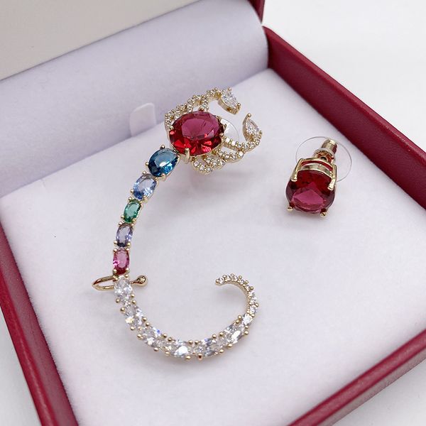 ear cuff bilincolor golden scorpion clear cubic zirconia clips for women with piercing rings 230406, Silver
ear cuff bilincolor golden scorpion clear cubic zirconia clips for women with piercing rings 230406, Silver