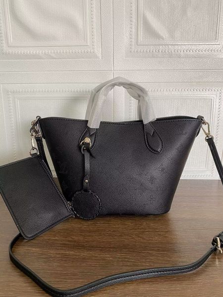 women bags blossom luxury designer handbags monograms carved perforated pattern removable and adjustable shoulder strap crossbody tote m2185
women bags blossom luxury designer handbags monograms carved perforated pattern removable and adjustable shoulder strap crossbody tote m2185