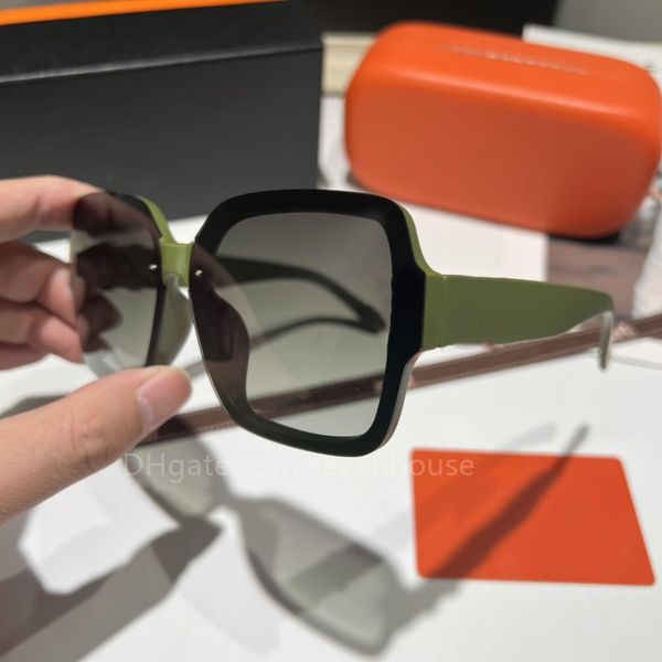 23 eyewear new men and women sunglasses pola polaroid polarized lenses fashion casual simple high-end atmosphere 5 color choices, White;black
23 eyewear new men and women sunglasses pola polaroid polarized lenses fashion casual simple high-end atmosphere 5 color choices, White;black