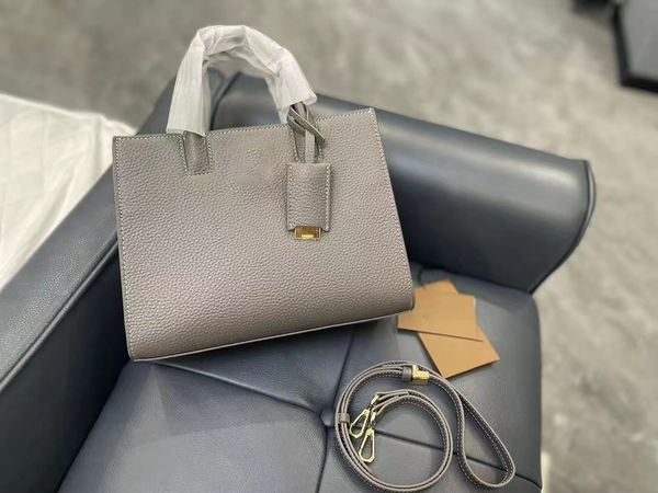 shoulder bag designer handbag crossbody bag women's bag new light luxury new temperament elegant lychee grain cowhide hand bill of ladi
shoulder bag designer handbag crossbody bag women's bag new light luxury new temperament elegant lychee grain cowhide hand bill of ladi
