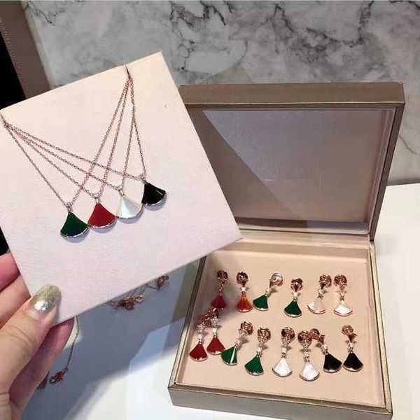 sterling silver material women's gift for friend 520 valentine's day gift plated 18k rose gold new necklace
sterling silver material women's gift for friend 520 valentine's day gift plated 18k rose gold new necklace