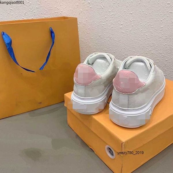 time out sneakers women shoes genuine leather woman casual shoe size 34-41 model kq1qza0005
time out sneakers women shoes genuine leather woman casual shoe size 34-41 model kq1qza0005