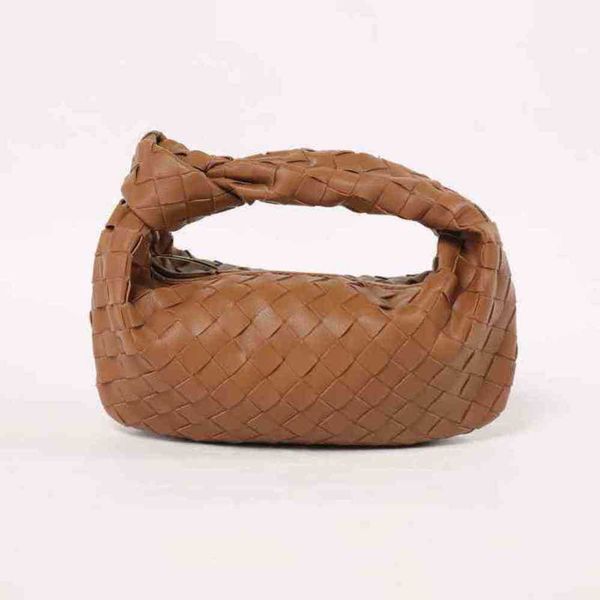 designer bottegas bags venetas 2023 soft cowhide woven ox horn bag hand carrying large capacity clip pleated dumpling wm have logo kfch have
designer bottegas bags venetas 2023 soft cowhide woven ox horn bag hand carrying large capacity clip pleated dumpling wm have logo kfch have