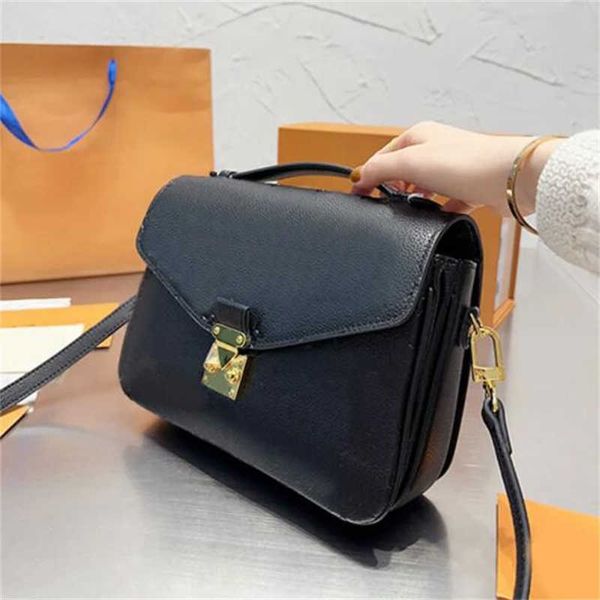 chain metis crossbody shoulder bag women flap handbags purse genuine leather fashion letters classic lock catch lady messenger bags m40780 2
chain metis crossbody shoulder bag women flap handbags purse genuine leather fashion letters classic lock catch lady messenger bags m40780 2