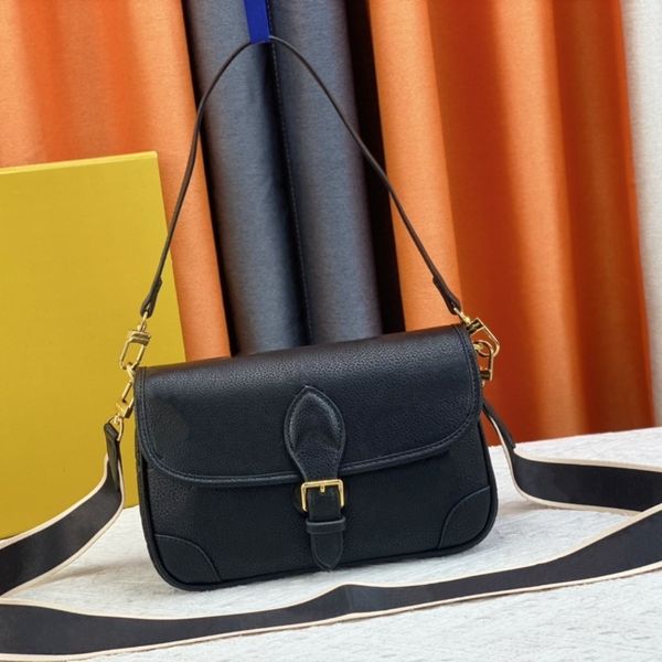 diane shoulder bag diane handbag wiht strap women's designer crossbody monograms black embossing
diane shoulder bag diane handbag wiht strap women's designer crossbody monograms black embossing