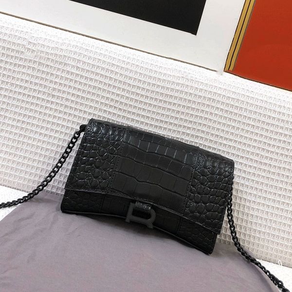 hourglass bag motorcycle leather handbag loulou y chain crossbody bag women's half moon shoulder crossbody bag wallet handbag
hourglass bag motorcycle leather handbag loulou y chain crossbody bag women's half moon shoulder crossbody bag wallet handbag