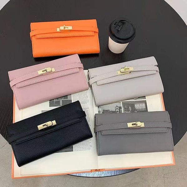 fashion long wallet designer coin purse card bag women's classic clutch 2023 new buckle envelope multifunctional large capacity
fashion long wallet designer coin purse card bag women's classic clutch 2023 new buckle envelope multifunctional large capacity