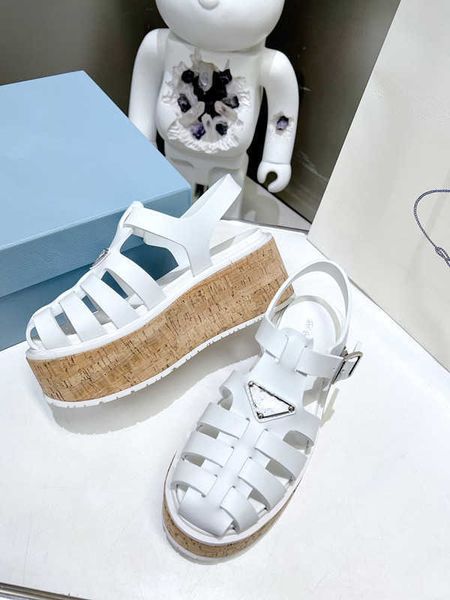 women slippers thick bottom sandals chunky rubber slides platform alphabet lady slipper bright leather heel sandal fashion beach shoes 0218, Black
women slippers thick bottom sandals chunky rubber slides platform alphabet lady slipper bright leather heel sandal fashion beach shoes 0218, Black
