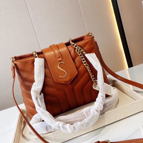 luxury designer womens bags chain handbag t-high capacity travel style brand shoulder bag classic letter cross body
luxury designer womens bags chain handbag t-high capacity travel style brand shoulder bag classic letter cross body