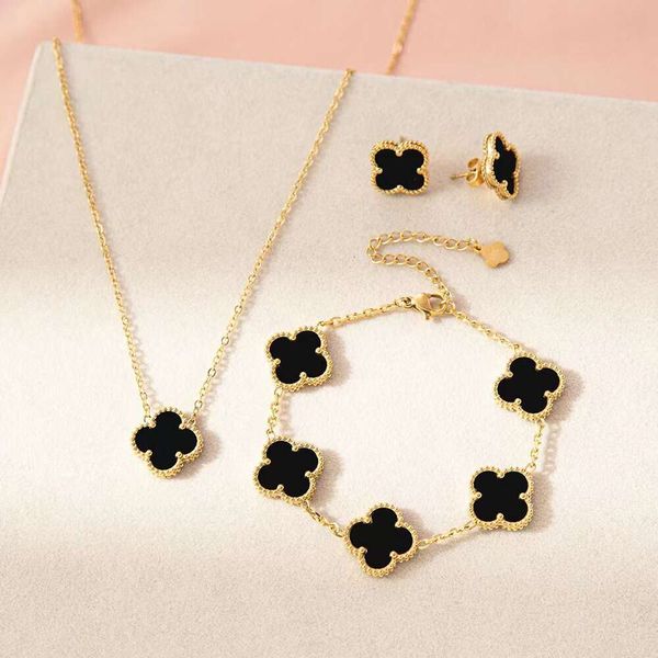 

Classic designer jewelry Four-leaf Clover Necklace jewelrys 18K Rose Gold Double sided Agate Lucky Four Leaf Grass Necklaces Female Luxury Chain Female Van Clee